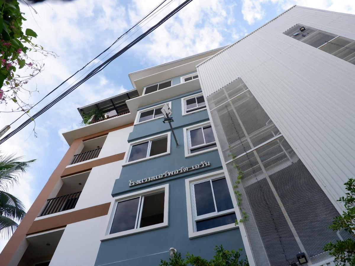 Airport A1 Hotel Chiang Mai Exterior photo